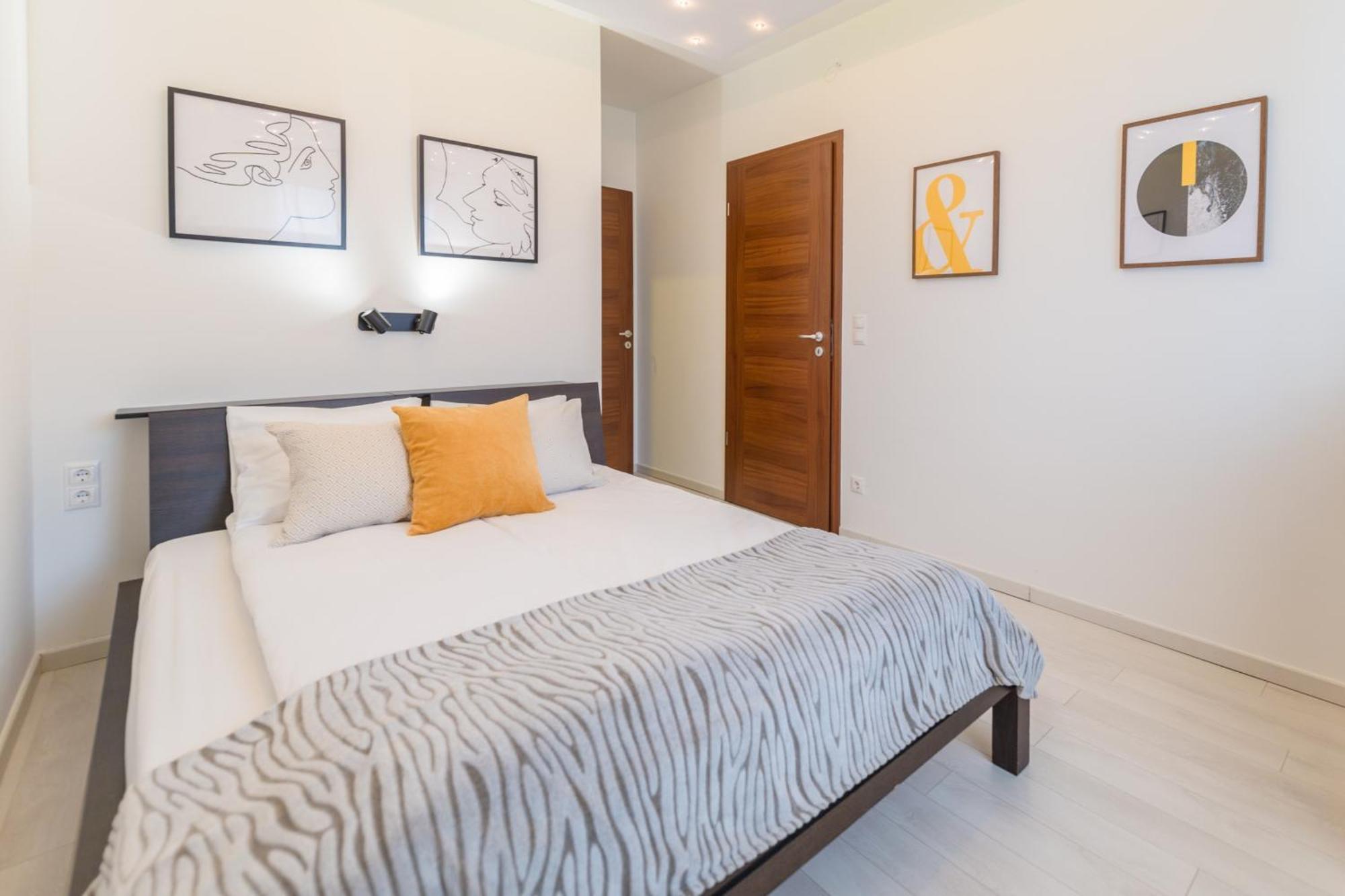Miami Vice Apartment With Balcony Budapest Ngoại thất bức ảnh