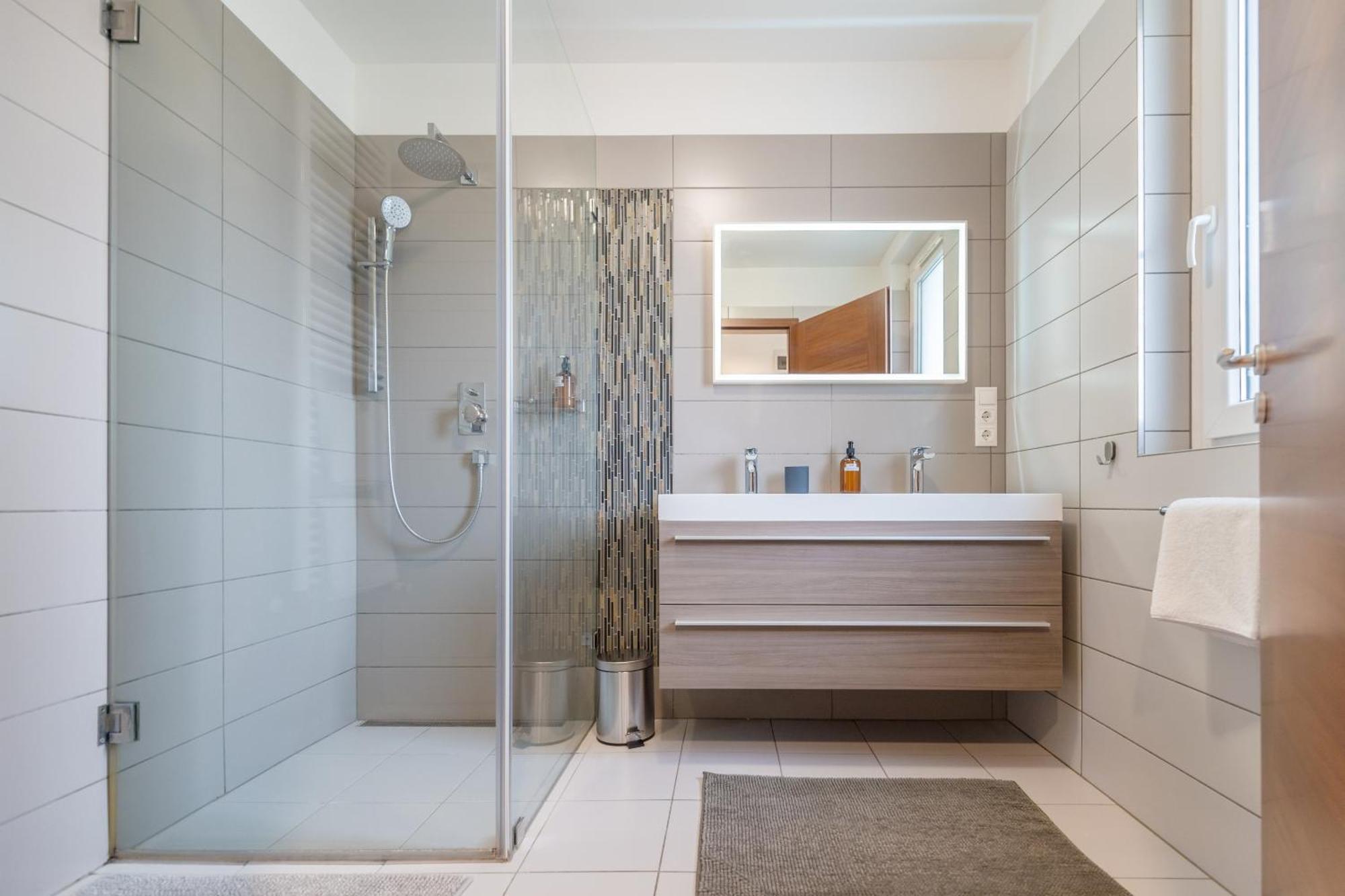 Miami Vice Apartment With Balcony Budapest Ngoại thất bức ảnh